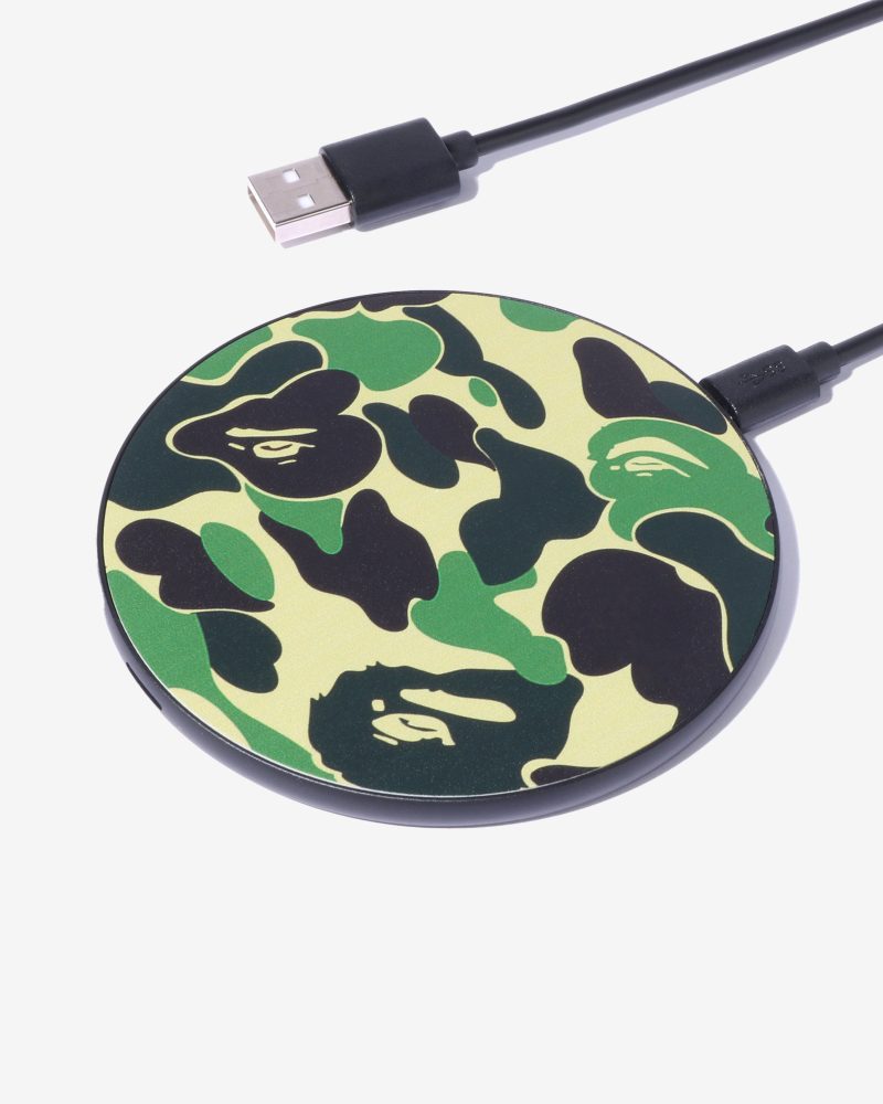 accessories bape abc camo wireless charger 1I30 182 055.view 1