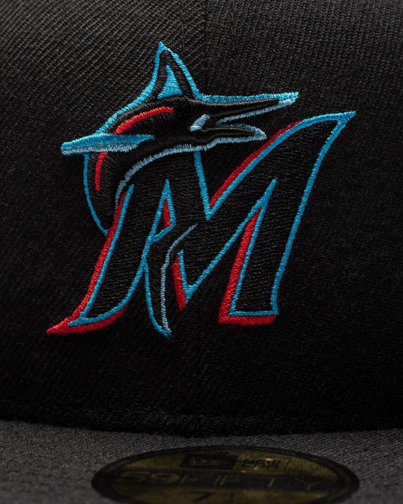 accessories headwear undefeated ne mlb fitted miami marlins 90190MI.view 3