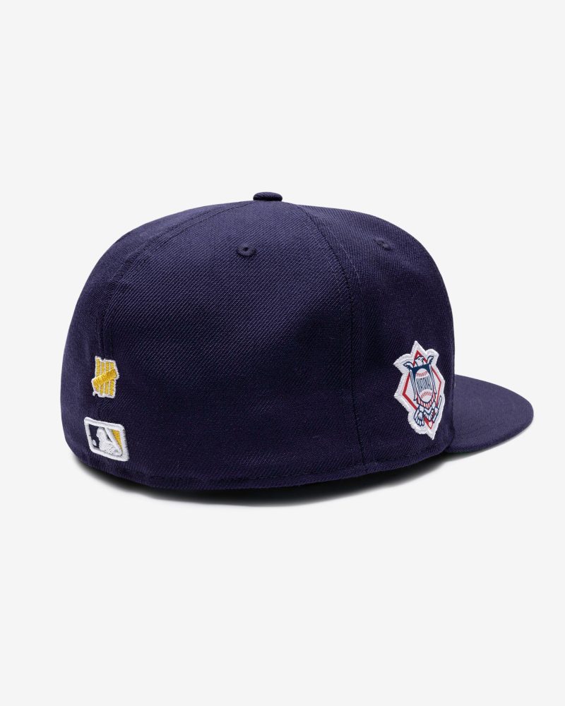 accessories headwear undefeated ne mlb fitted milwaukee brewers 90190ML.view 2