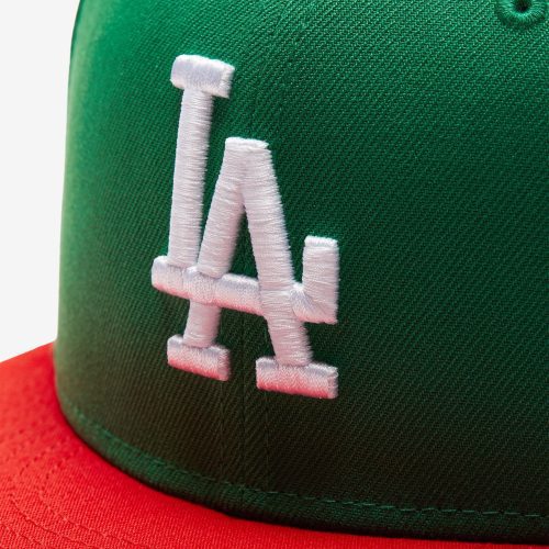 accessories undefeated new era dodgers fitted 90268 20087.view 5 45f3407d e5f2 4c59 99d4 dc4525ea338a