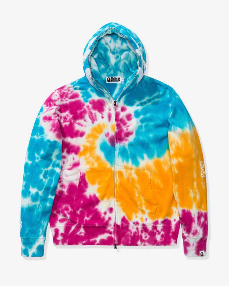 apparel outerwear bape tie dye shark wide full zip hoodie 1F30 115 019.view 1