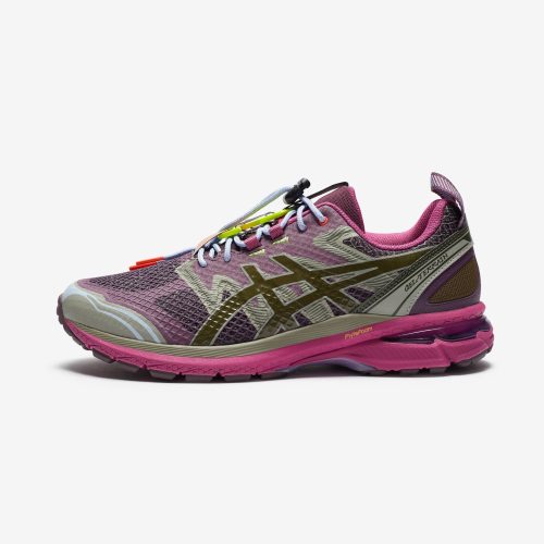 footwear asics up there gel terrain 1203A520 500.view 2