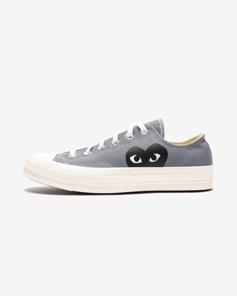 footwear converse cdg black heart chuck taylor all star 70 low AZ K121 001.view 2 69787bd3 b9ba 48d1 a155 df6e7fbd6ad2