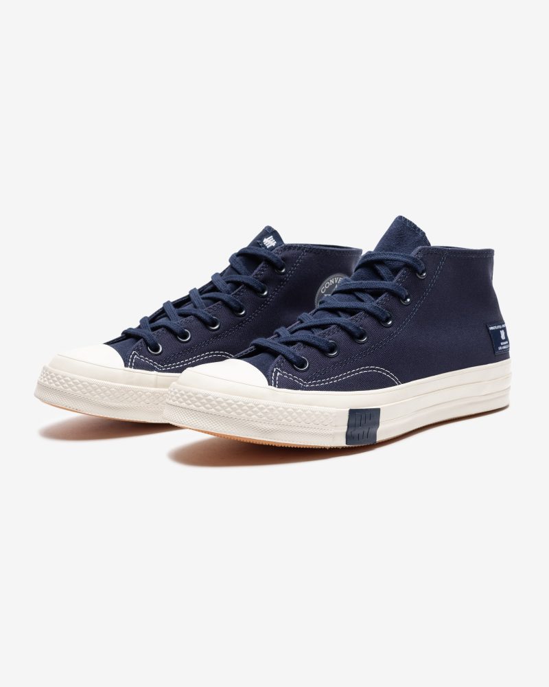 footwear converse undefeated chuck 70 mid A02142C.view 1