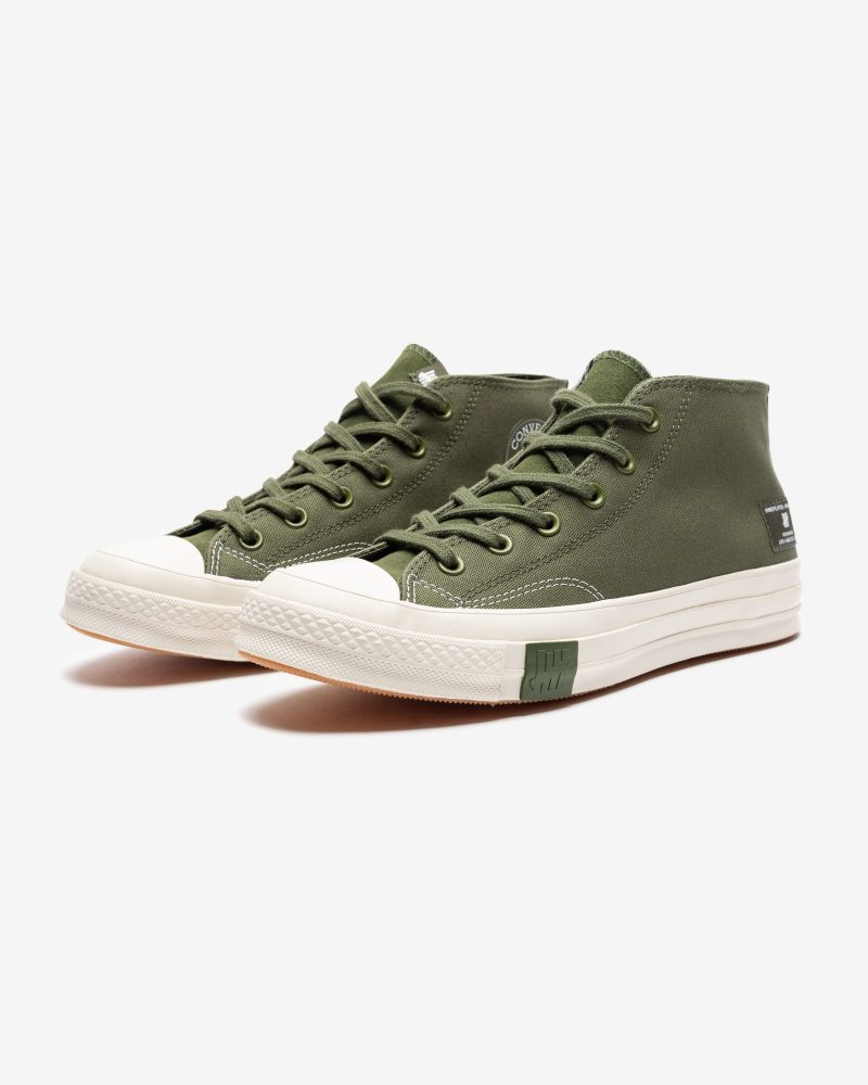 footwear converse undefeated chuck 70 mid A02143C.view 1