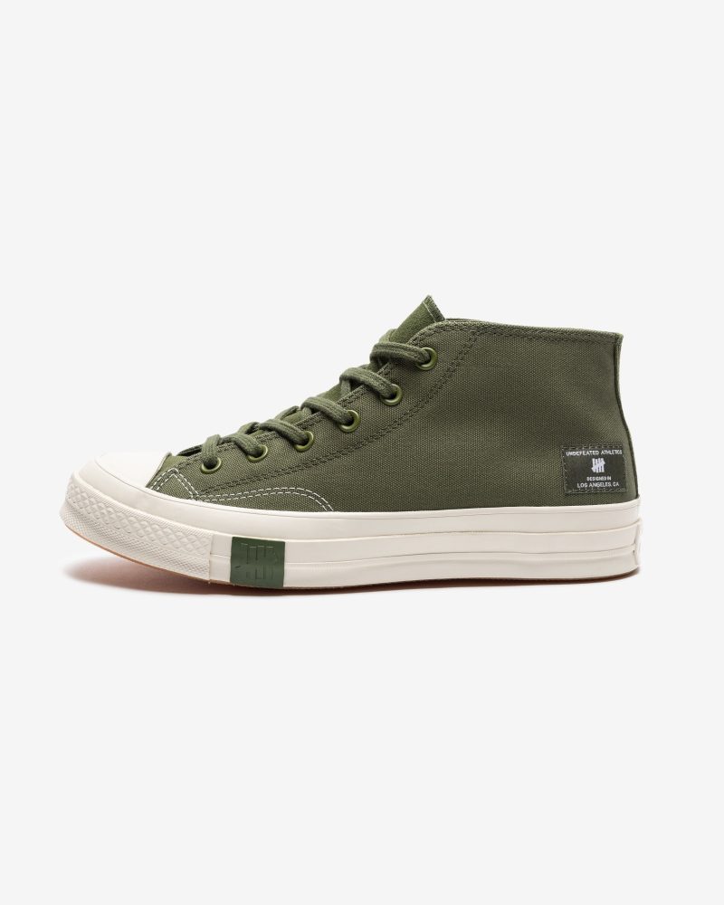 footwear converse undefeated chuck 70 mid A02143C.view 2