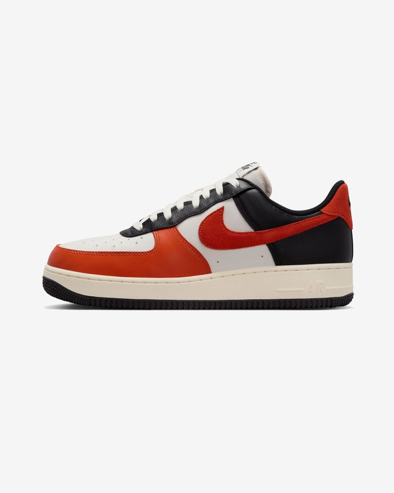 footwear nike air force 1 07 lv8 HQ4987 010.view 2