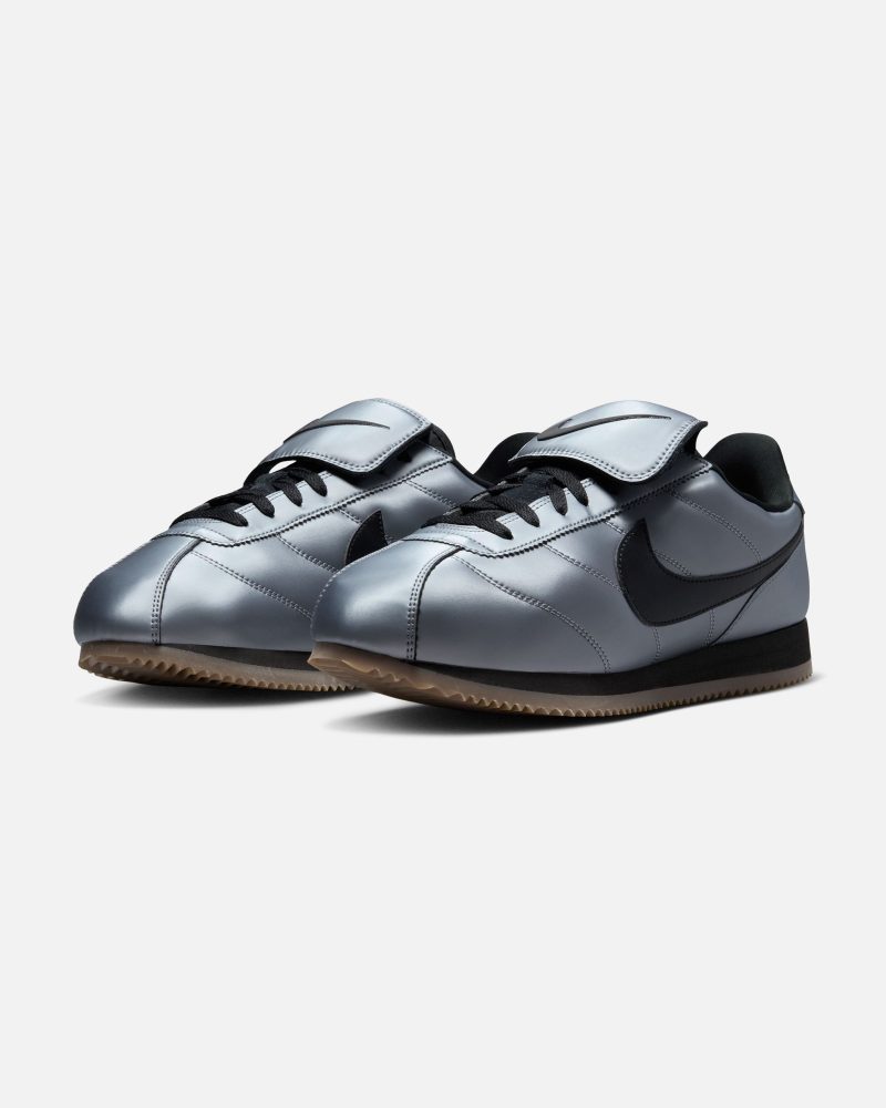 footwear nike cortez se HQ3490 099.view 1