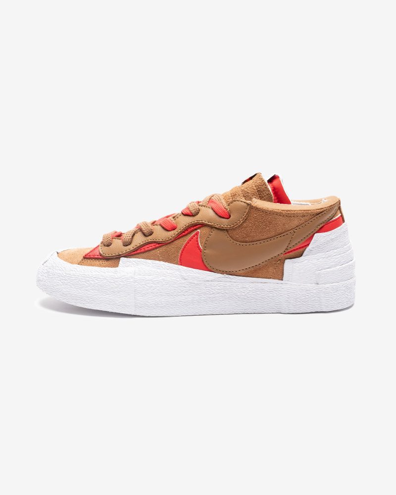 footwear nike sacai blazer low DD1877 200.view 2