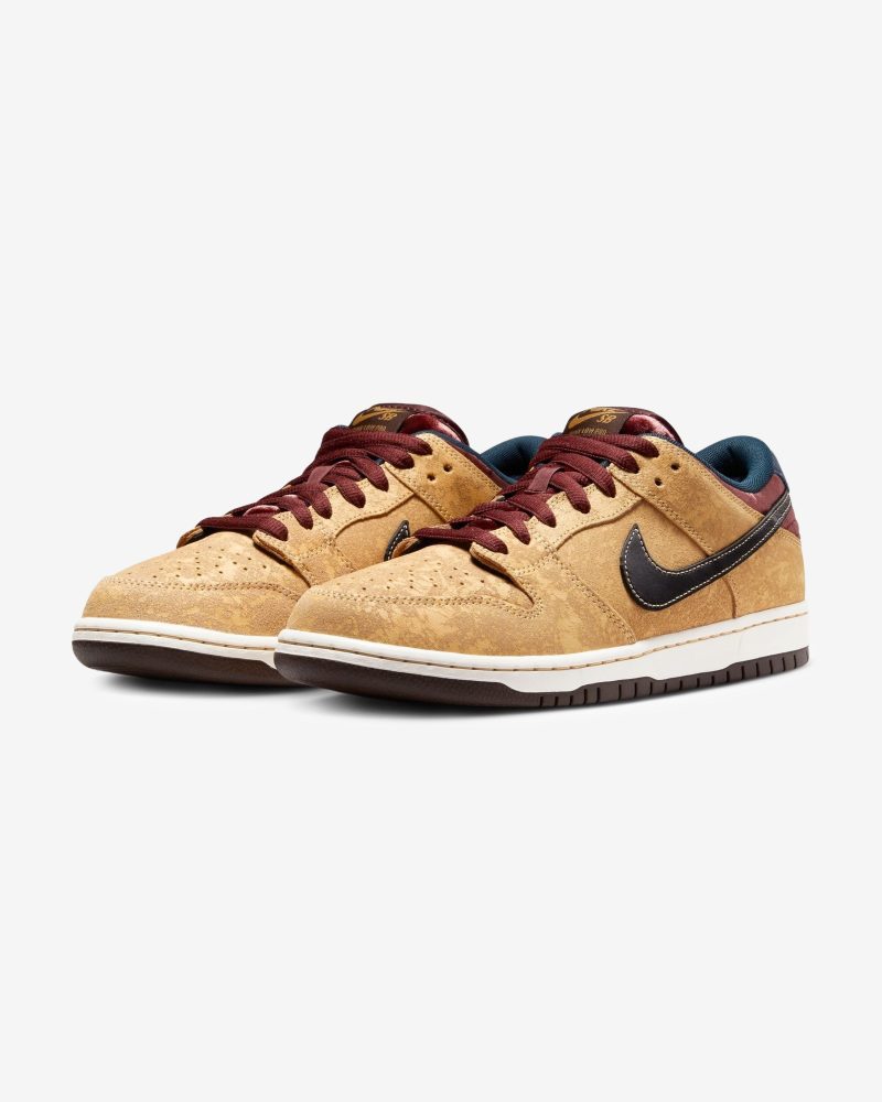 footwear nike sb dunk low pro FZ1278 200.view 1