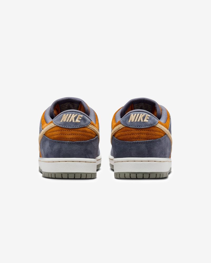 footwear nike sb dunk low pro HF3063 002.view 3