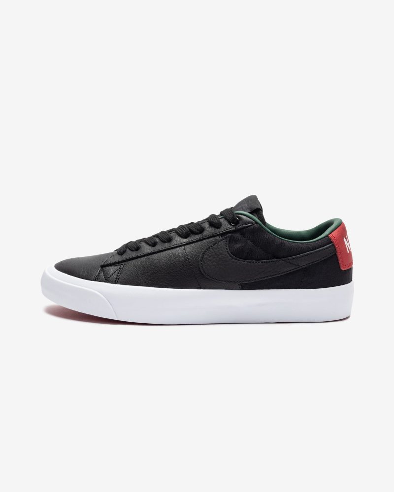 footwear nike sb zoom blazer low gt premium DN2443 001.view 2