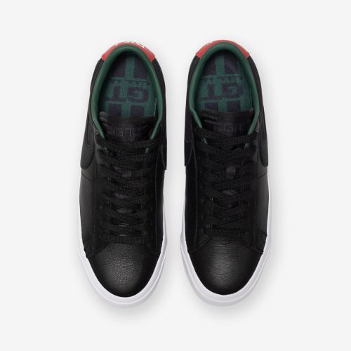 footwear nike sb zoom blazer low gt premium DN2443 001.view 4