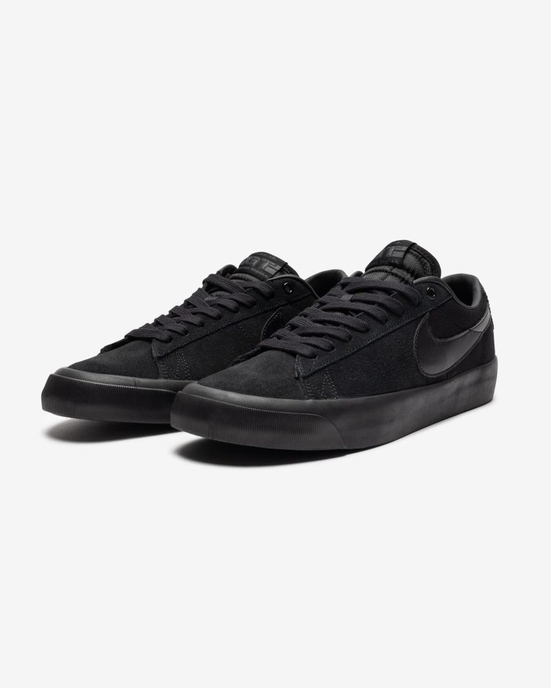 footwear nike sb zoom blazer low pro gt DC7695 003.view 1