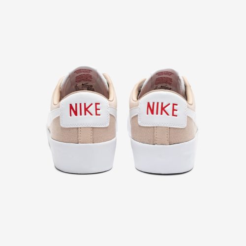 footwear nike sb zoom blazer low pro gt DC7695 200.view 3