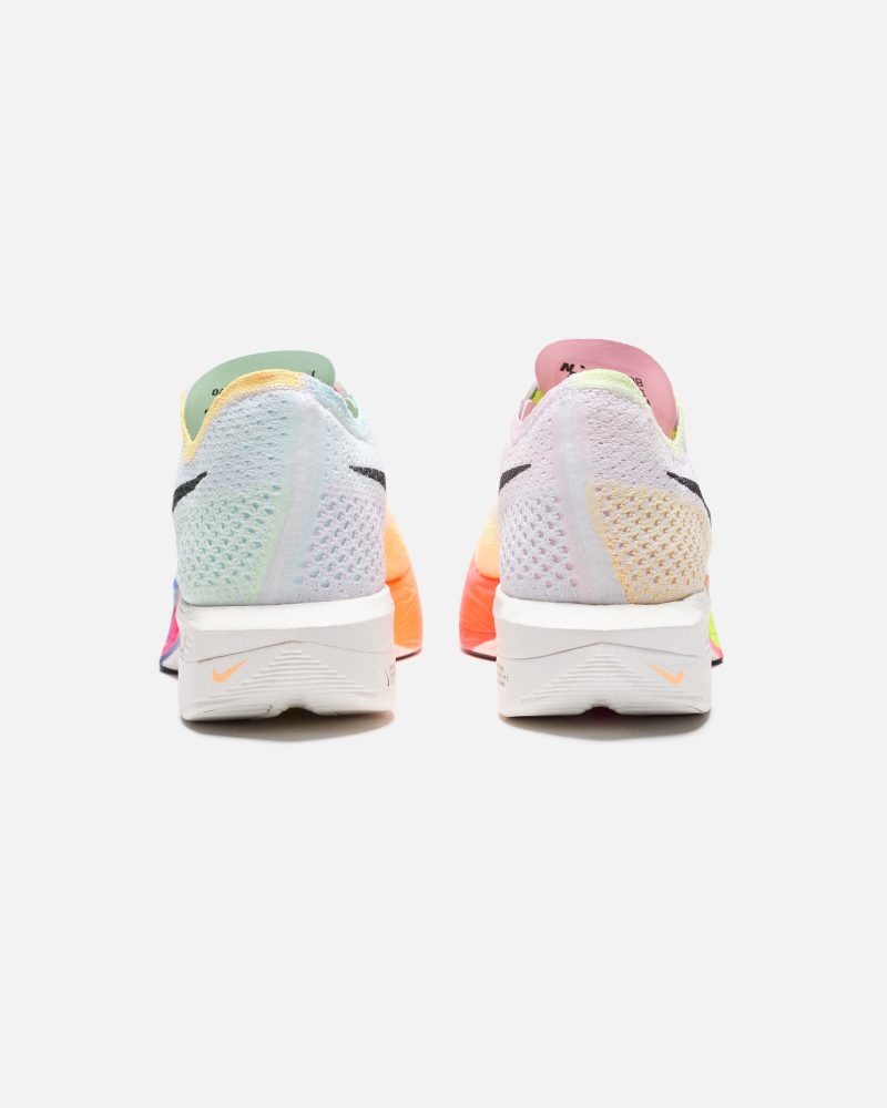 footwear nike vaporfly 3 HQ3219 902.view 4