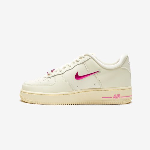 footwear nike womens air force 1 07 se FB8251 101.view 2