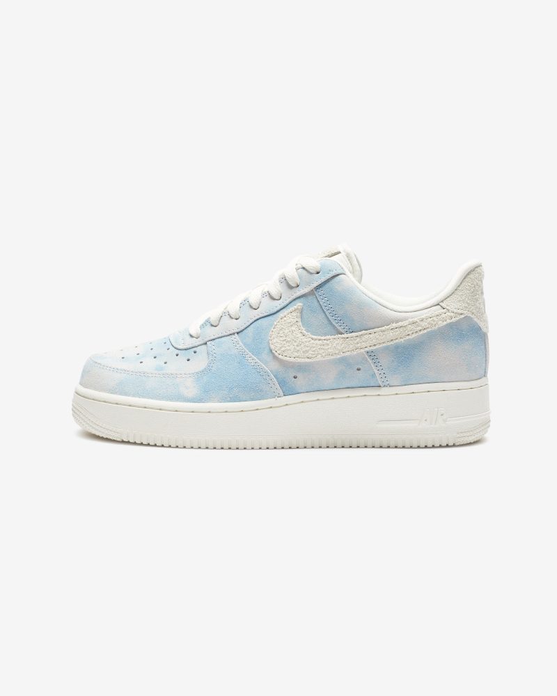 footwear nike womens air force 1 07 se FD0883 400.view 2