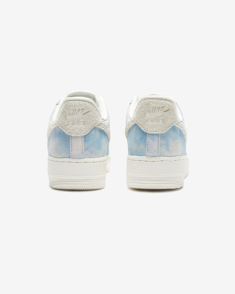 footwear nike womens air force 1 07 se FD0883 400.view 3