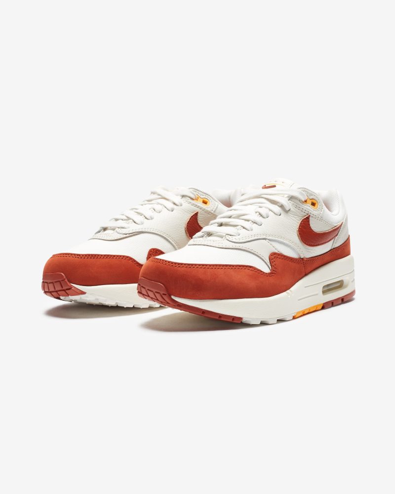 footwear nike womens air max 1 lx FD2370 100.view 1