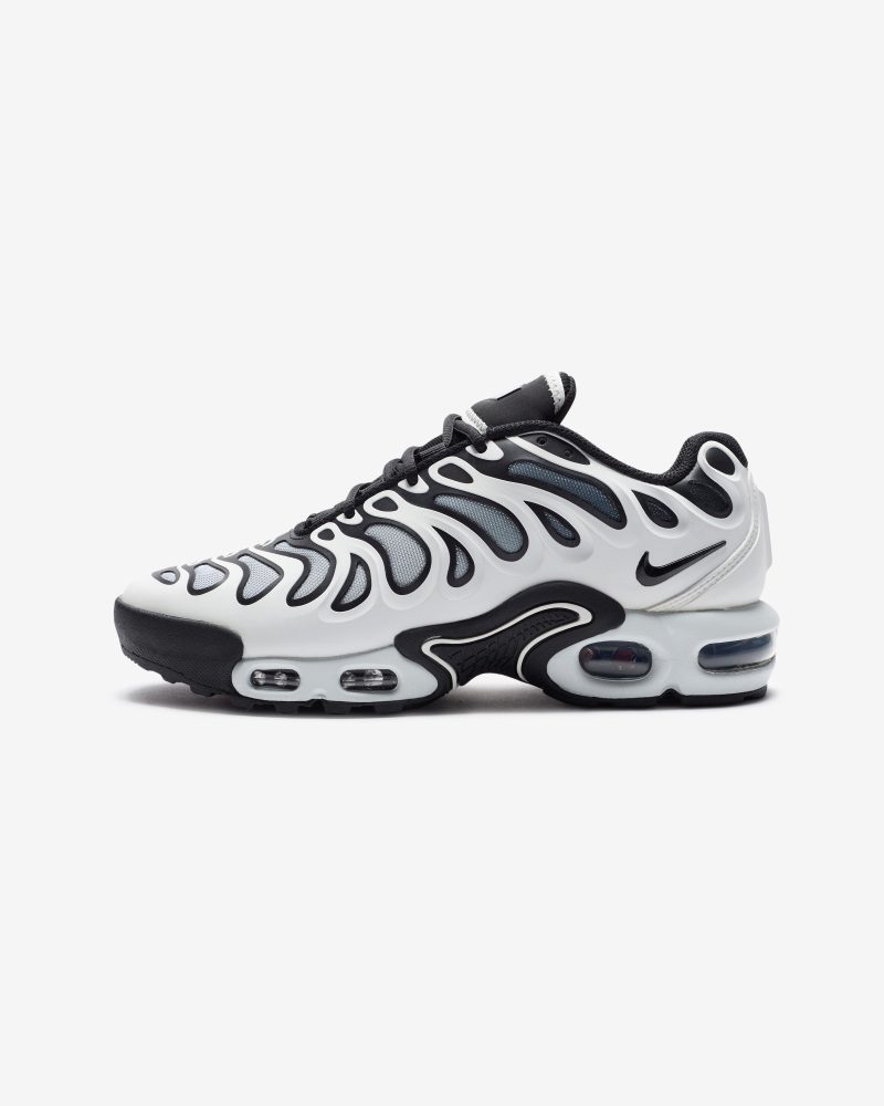 footwear nike womens air max plus drift FV4081 102.view 2