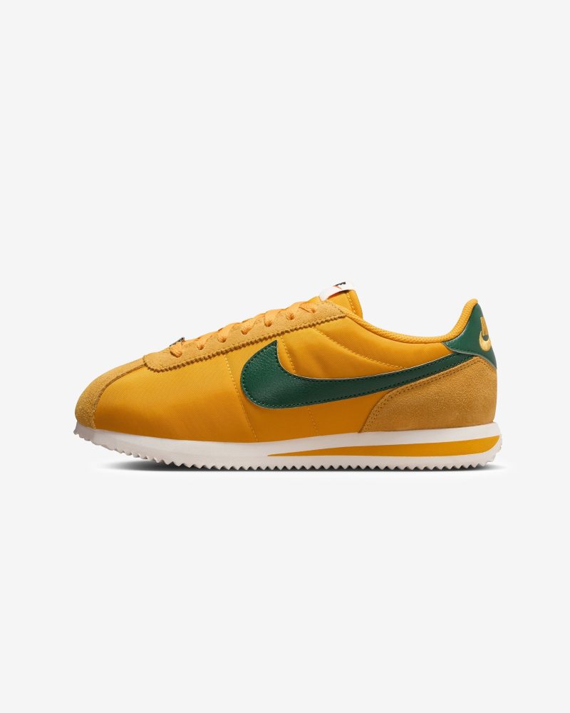 footwear nike womens cortez textile DZ2795 702.view 2