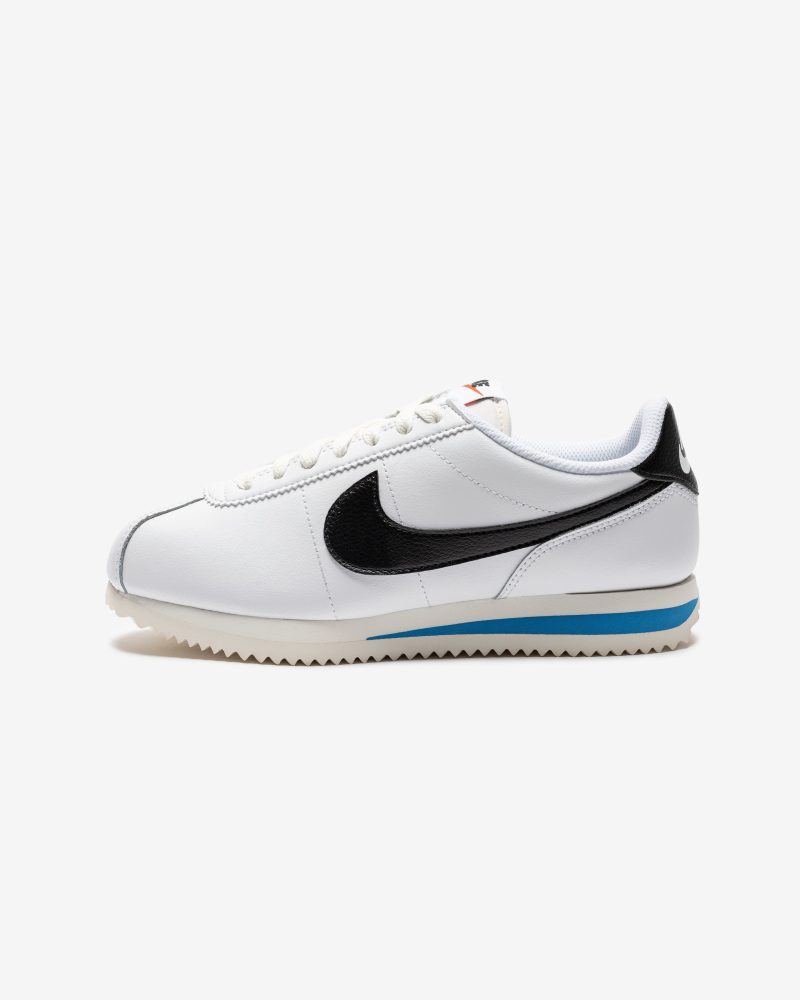 footwear nike womens cortez DN1791 100.view 2