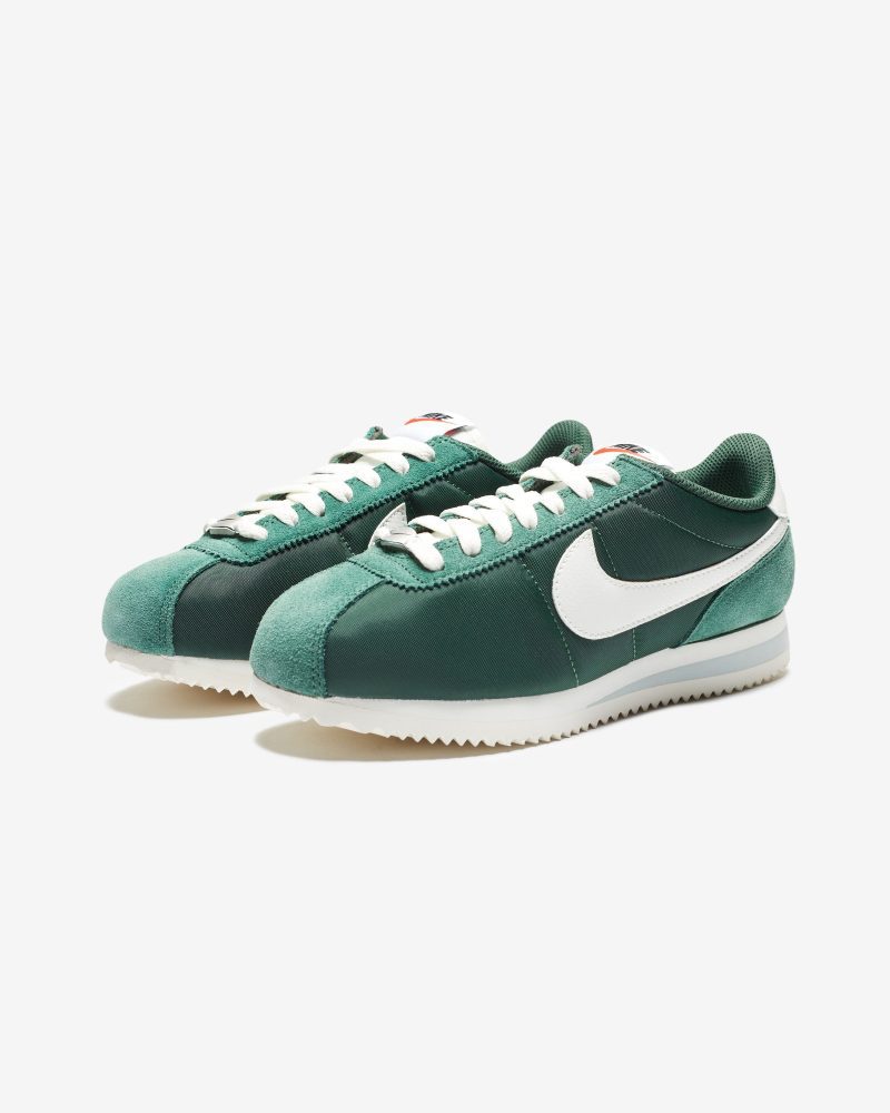 footwear nike womens cortez DZ2795 300.view 1