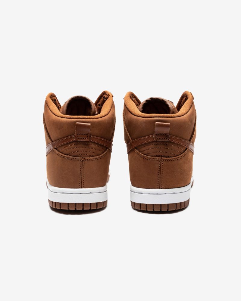 footwear nike womens dunk high premium DX2044 200.view 3