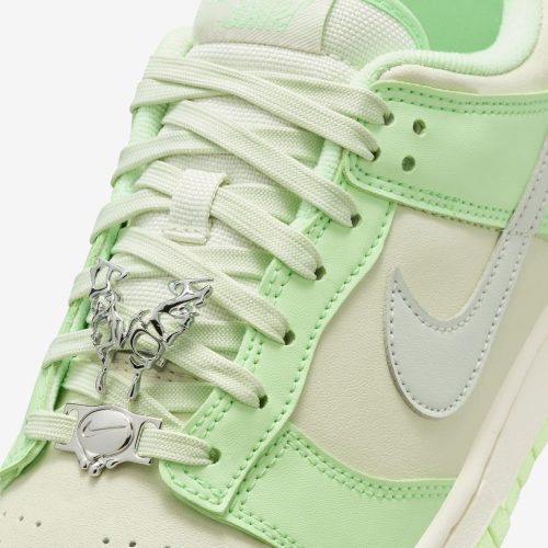 footwear nike womens dunk low nn FN6344 001.view 6