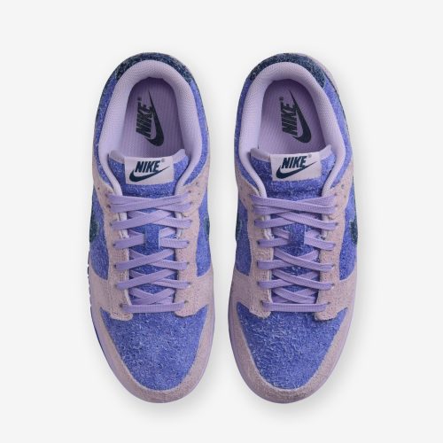 footwear nike womens dunk low se HQ3431 515.view 4