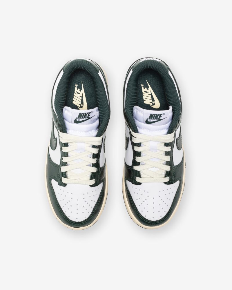 footwear nike womens dunk low DQ8580 100.view 4