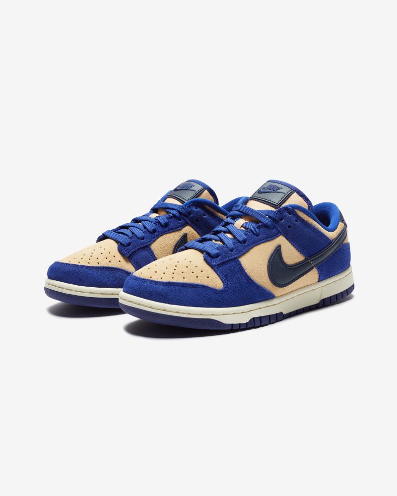 footwear nike womens dunk low DV7411 400.view 1