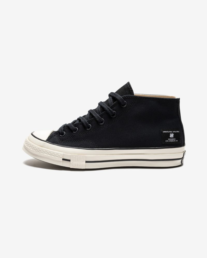 footwear undefeated converse chuck 70 mid black naturalivory A00673C.view 2