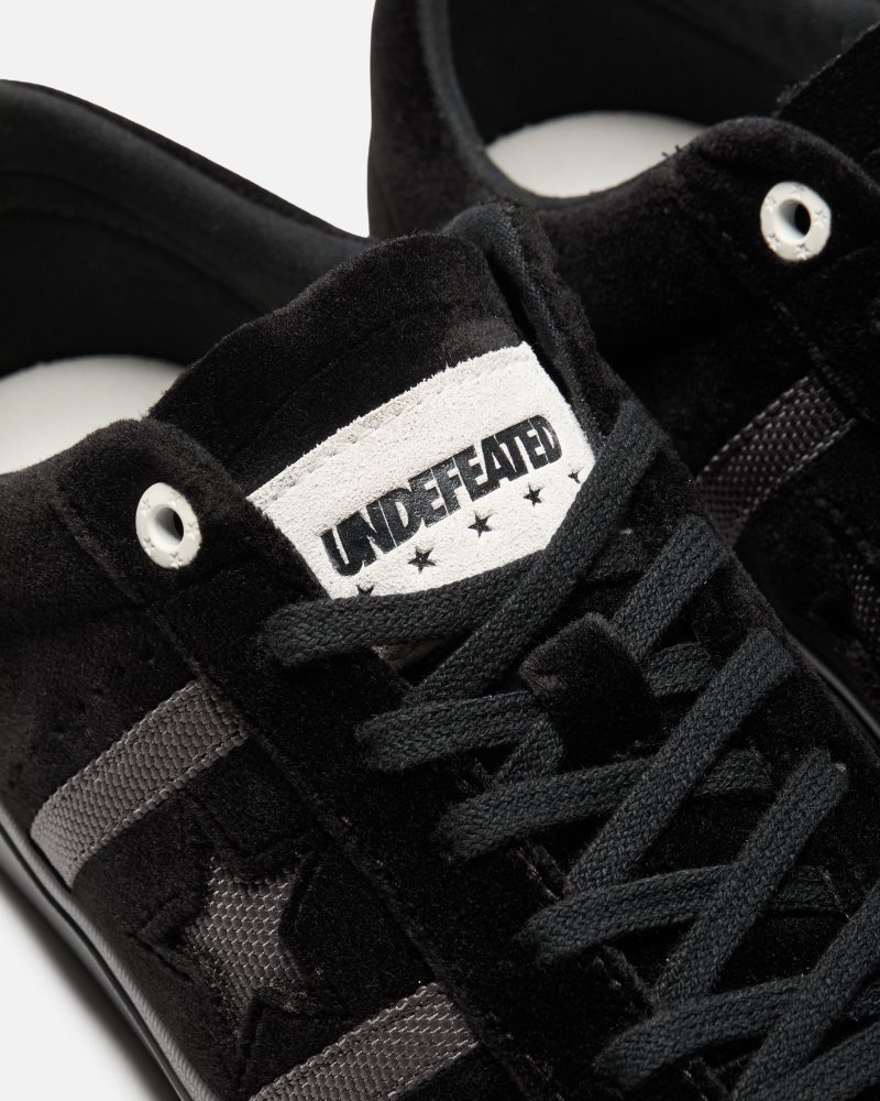 footwear undefeated converse one star academy pro ox A12131C.view 6 7d4f209d ce3b 4552 8b86 3838adb934a8