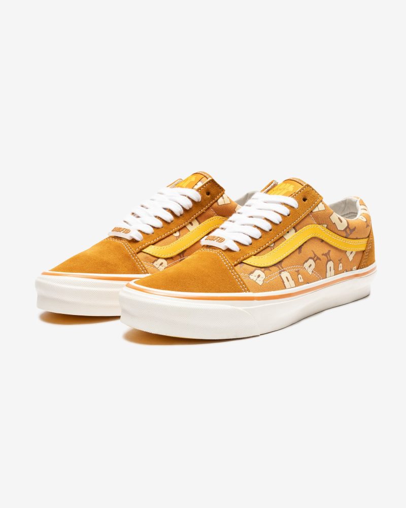 footwear undefeated vans og old skool