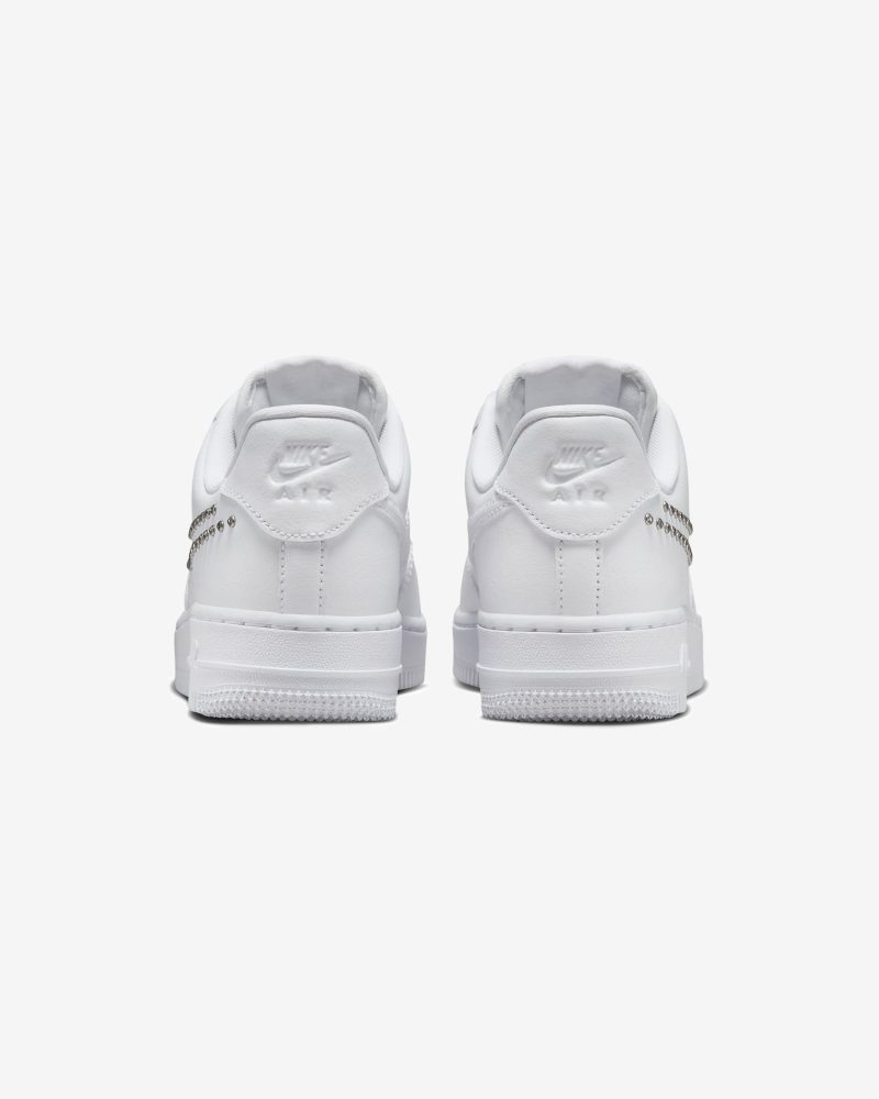 footwear wmns air force 1 07 FQ8887 100.view 3